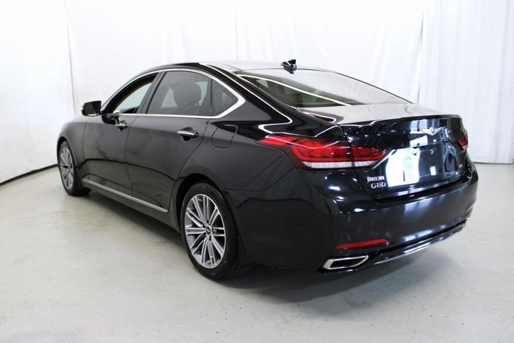 2018 Victoria Black Genesis G80 3.8