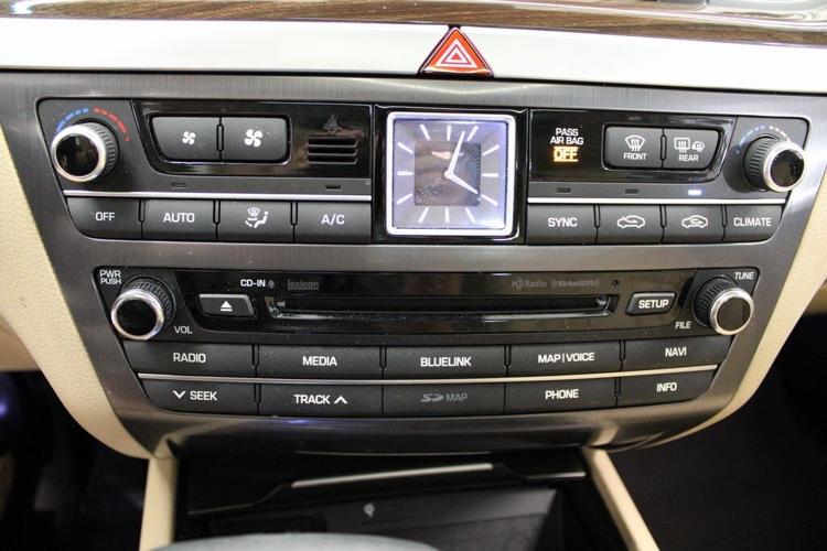 2018 Victoria Black Genesis G80 3.8